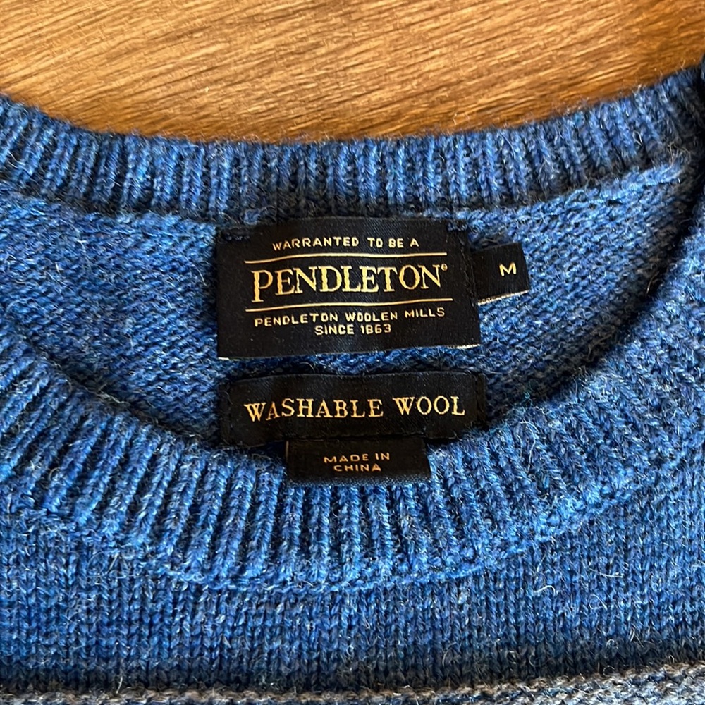 Classic Pendleton Sweater Size M - image 2